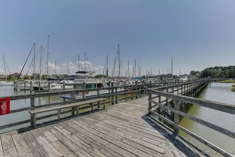 7 Mainsail Dr, Hampton, VA 23664 photo 24