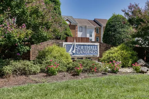 7 Mainsail Dr, Hampton, VA 23664 photo 20