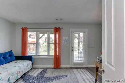 7 Mainsail Dr, Hampton, VA 23664 photo 4