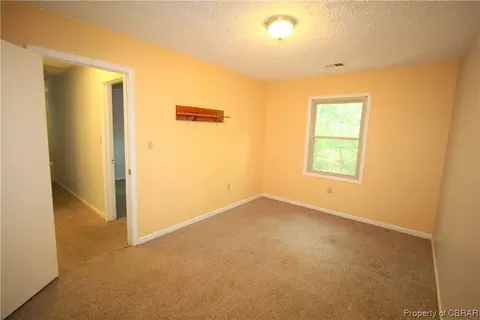 6725 Hollybrook Ln, Gloucester, VA 23061 photo 19