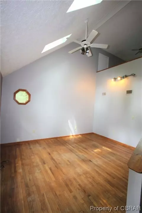 6725 Hollybrook Ln, Gloucester, VA 23061 photo 5