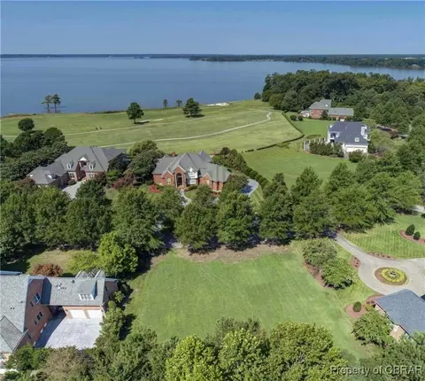 1210 Two Rivers Pt, Williamsburg, VA 23185