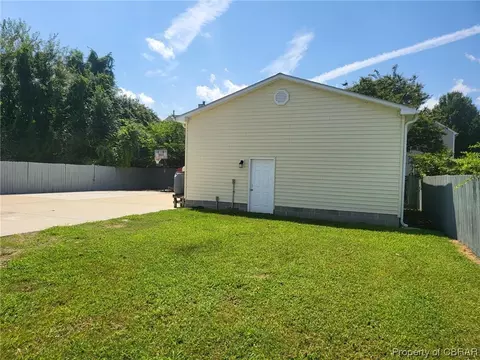 109 Lynnhaven Dr, Hampton, VA 23666 photo 6