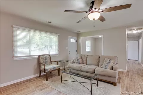 111 Fox Hill Rd, Hampton, VA 23669 photo 6