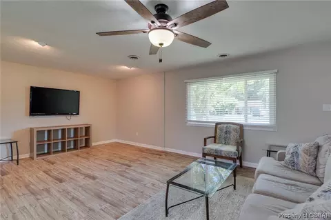 111 Fox Hill Rd, Hampton, VA 23669 photo 5
