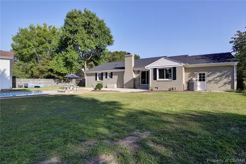 1643 Colony Cir, Gloucester Point, VA 23062 photo 31