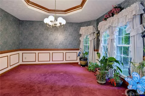 7024 Tracey Ct, Gloucester, VA 23061 photo 4