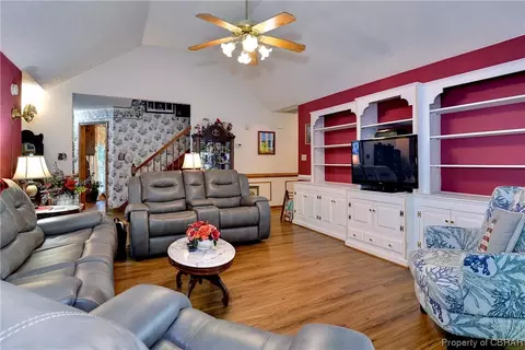 7024 Tracey Ct, Gloucester, VA 23061 photo 18