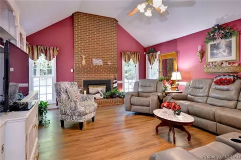7024 Tracey Ct, Gloucester, VA 23061 photo 16