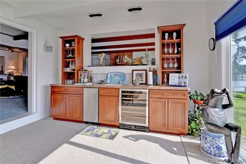 7836 Waters Edge Ln, Gloucester Point, VA 23062 photo 17