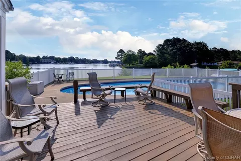 7836 Waters Edge Ln, Gloucester Point, VA 23062 photo 28