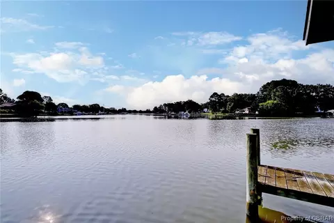 7836 Waters Edge Ln, Gloucester Point, VA 23062 photo 43