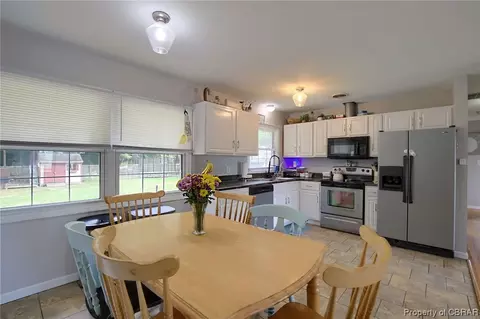 8387 Indian Rd, Gloucester, VA 23061 photo 6
