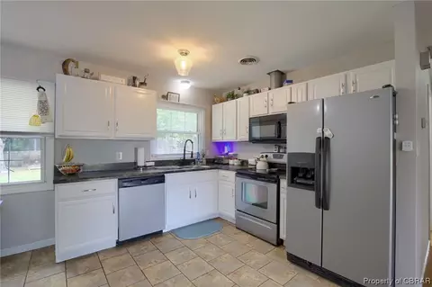 8387 Indian Rd, Gloucester, VA 23061 photo 7