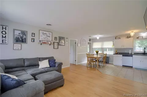 8387 Indian Rd, Gloucester, VA 23061 photo 5