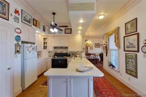 8895 N River Rd, Gloucester, VA 23061 photo 17