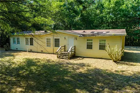 309 Gaskins Beach Rd, Reedville, VA 22539