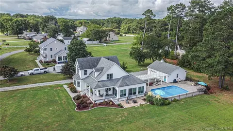 123 Heritage Point Rd, Deltaville, VA 23043