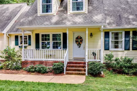5357 Merganser Cir, Gloucester, VA 23061 photo 4
