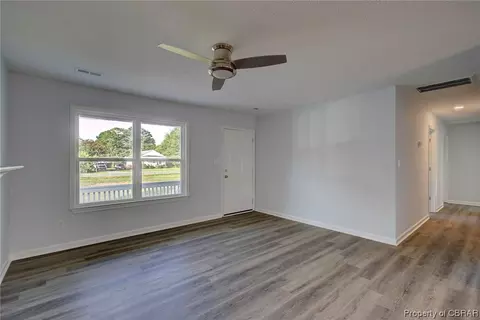 5017 Hickory Fork Rd, Gloucester, VA 23061 photo 9