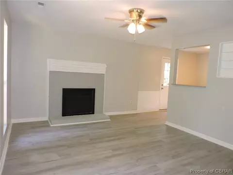 6370 Sterling Ct, Gloucester, VA 23061 photo 3
