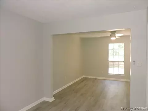 6370 Sterling Ct, Gloucester, VA 23061 photo 9