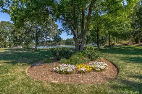 347 Old Point Rd, White Stone, VA 22578 photo 15