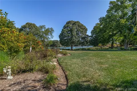 347 Old Point Rd, White Stone, VA 22578 photo 16