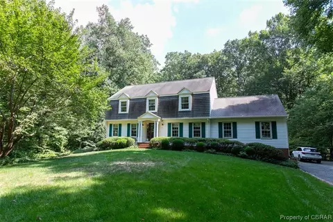 5341 Dogwood Forest Dr, Gloucester, VA 23061