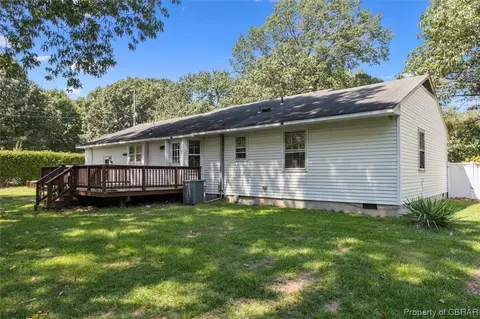 7416 Camp Okee Dr, Gloucester Point, VA 23062 photo 32