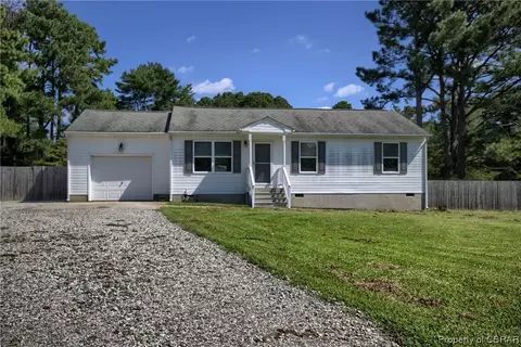 6789 Hilltop Dr, Gloucester, VA 23061 photo 4