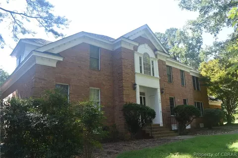 108 Manor House Ct, Yorktown, VA 23692