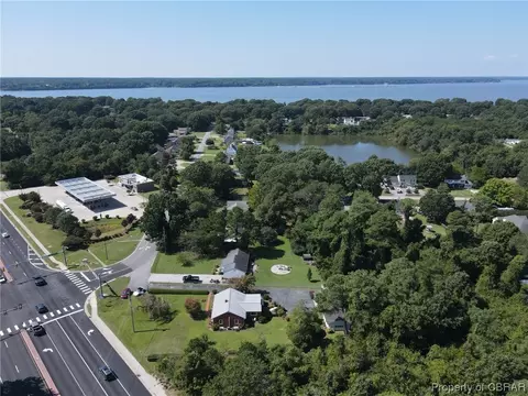 7583 Camp Okee Dr, Gloucester Point, VA 23062 photo 49