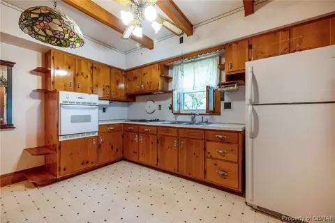 7583 Camp Okee Dr, Gloucester Point, VA 23062 photo 22