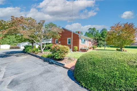 7583 Camp Okee Dr, Gloucester Point, VA 23062 photo 2