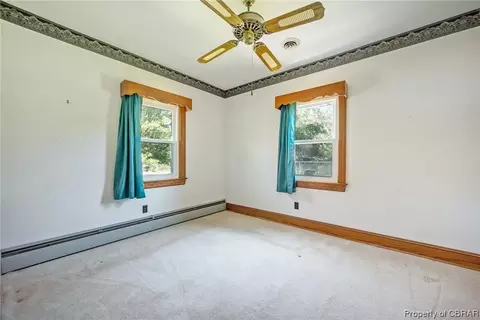 7583 Camp Okee Dr, Gloucester Point, VA 23062 photo 12