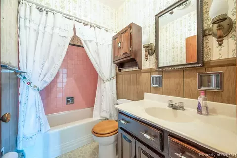 7583 Camp Okee Dr, Gloucester Point, VA 23062 photo 11
