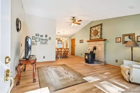 5501 Hickory Fork Rd, Gloucester, VA 23061 photo 5