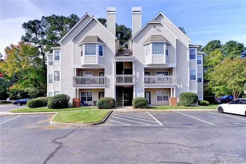 100 Windsor #L, Williamsburg, VA 23185