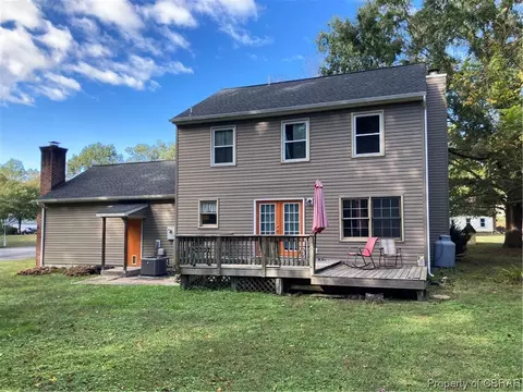 6588 Kimberly Dr, Gloucester, VA 23061 photo 3