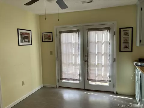 6588 Kimberly Dr, Gloucester, VA 23061 photo 8