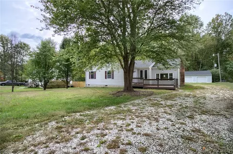 17301 Wedgewood Dr, Lanexa, VA 23089