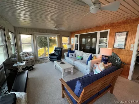 790 Long Point Ln, Topping, VA 23169 photo 24