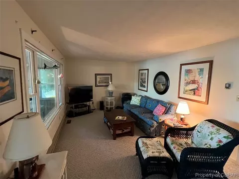 790 Long Point Ln, Topping, VA 23169 photo 21