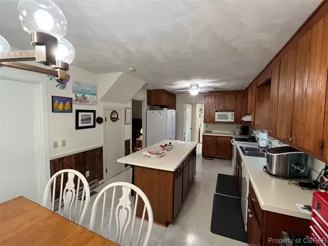 790 Long Point Ln, Topping, VA 23169 photo 19