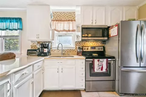 6775 Greenfield Ln, Gloucester, VA 23061 photo 13