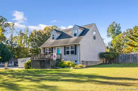 6775 Greenfield Ln, Gloucester, VA 23061 photo 3