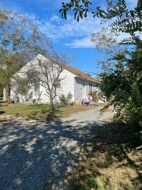 5109 Windmill Point Rd, White Stone, VA 22578