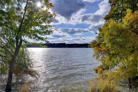 1477 John Tyler Hwy, Williamsburg, VA 23185