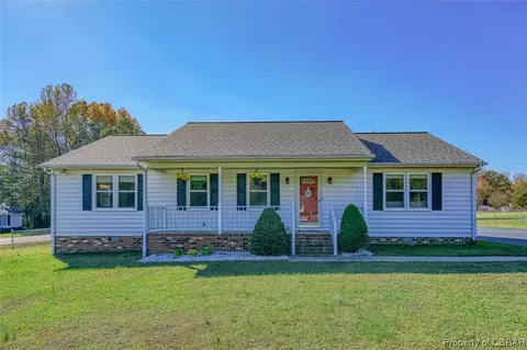 5811 Plaster Ln, Quinton, VA 23141